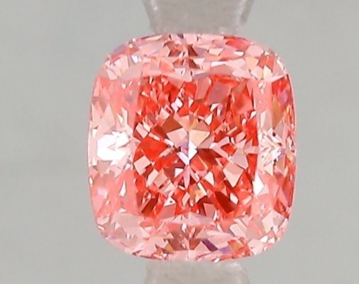 Loose Diamond - CUSHION MODIFIED 1.09ct Fancy Vivid Pink VS1: Loose Diamond - CUSHION MODIFIED 1.09ct Fancy Vivid Pink VS1 Source: This is a real non-mined Diamond that has been grown in a lab Shape: CUSHION MODIFIED Carats: 1.09 Color: Fancy Vivid Pink Certific