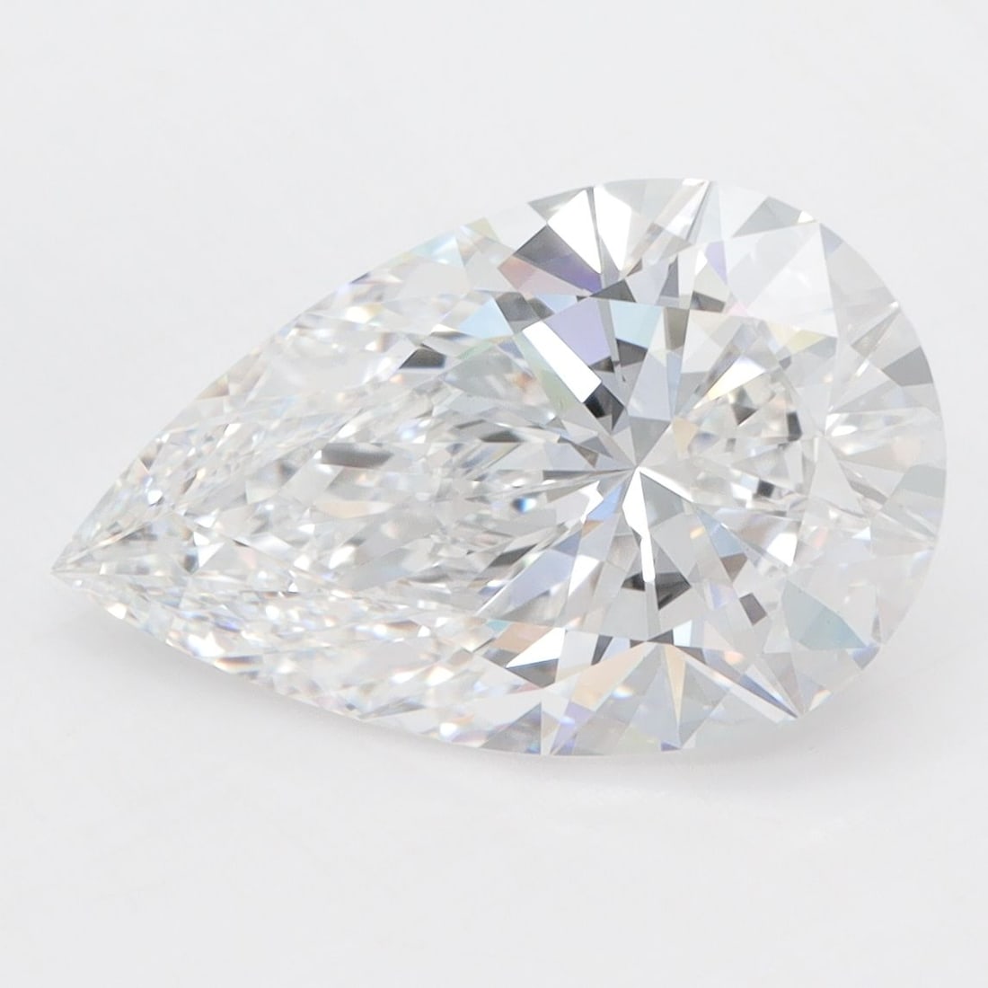 Loose Diamond - PEAR 4.1ct D VVS2: Loose Diamond - PEAR 4.1ct D VVS2 Source: This is a real non-mined Diamond that has been grown in a lab Shape: PEAR Carats: 4.1 Color: D Clarity: VVS2 Certification: GIA Video: