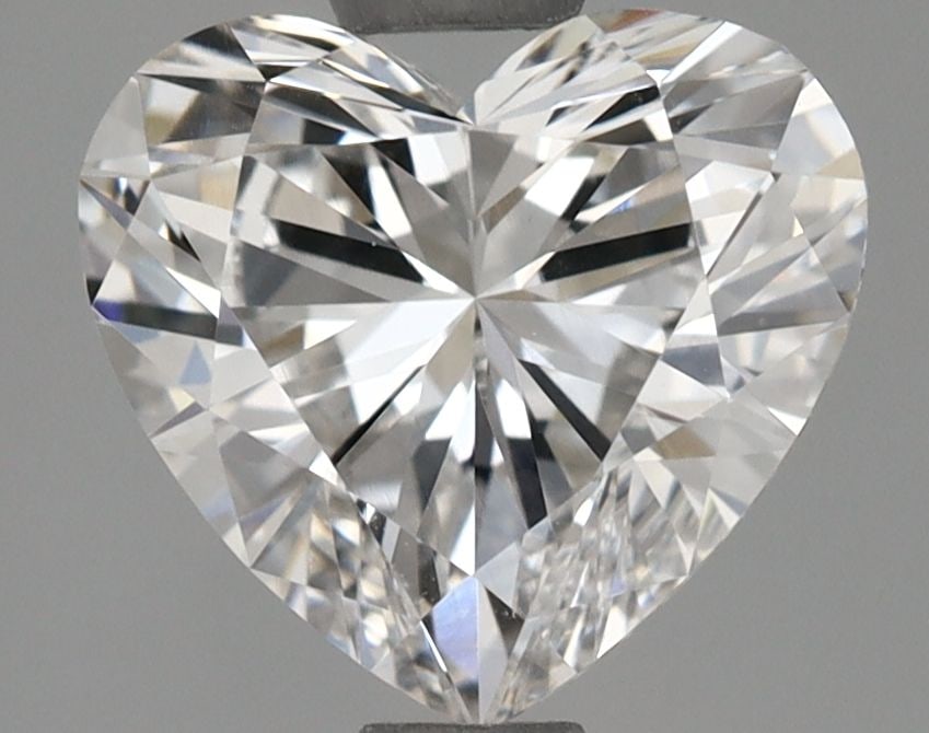 Loose Diamond - HEART 1.36ct E VVS2: Loose Diamond - HEART 1.36ct E VVS2 Source: This is a real non-mined Diamond that has been grown in a lab Shape: HEART Carats: 1.36 Color: E Clarity: VVS2 Certification: IGI Video: