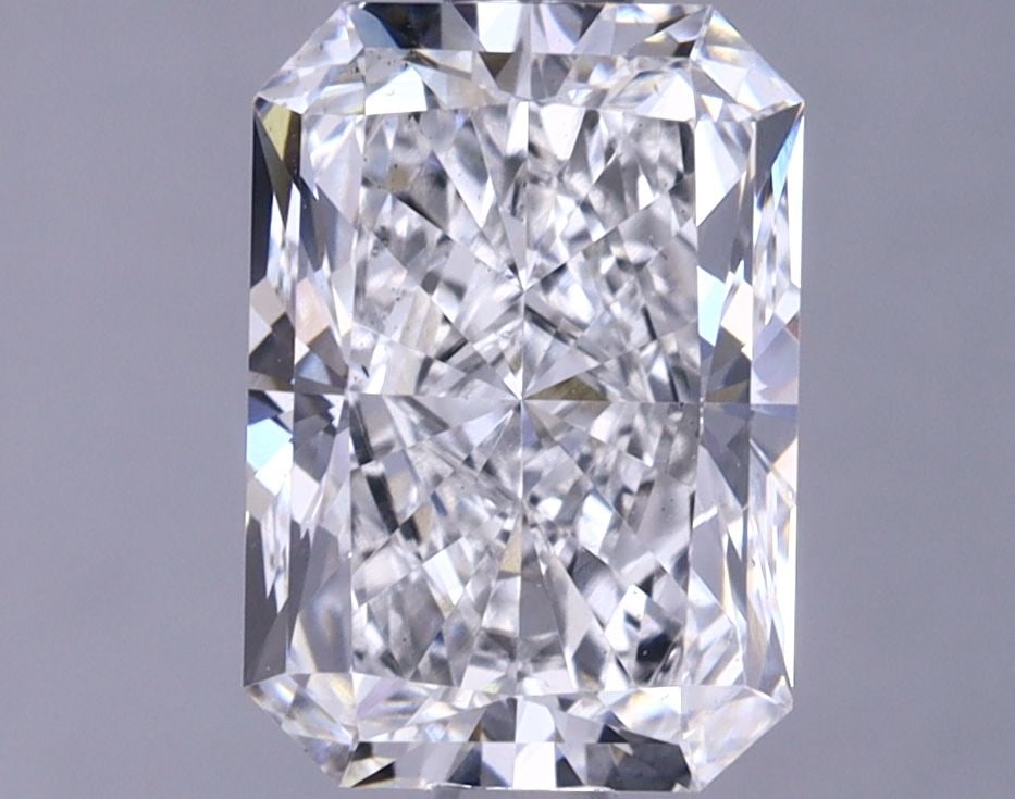 Loose Diamond - RADIANT 1.72ct F VS2: Loose Diamond - RADIANT 1.72ct F VS2 Source: This is a real non-mined Diamond that has been grown in a lab Shape: RADIANT Carats: 1.72 Color: F Clarity: VS2 Certification: IGI Video: