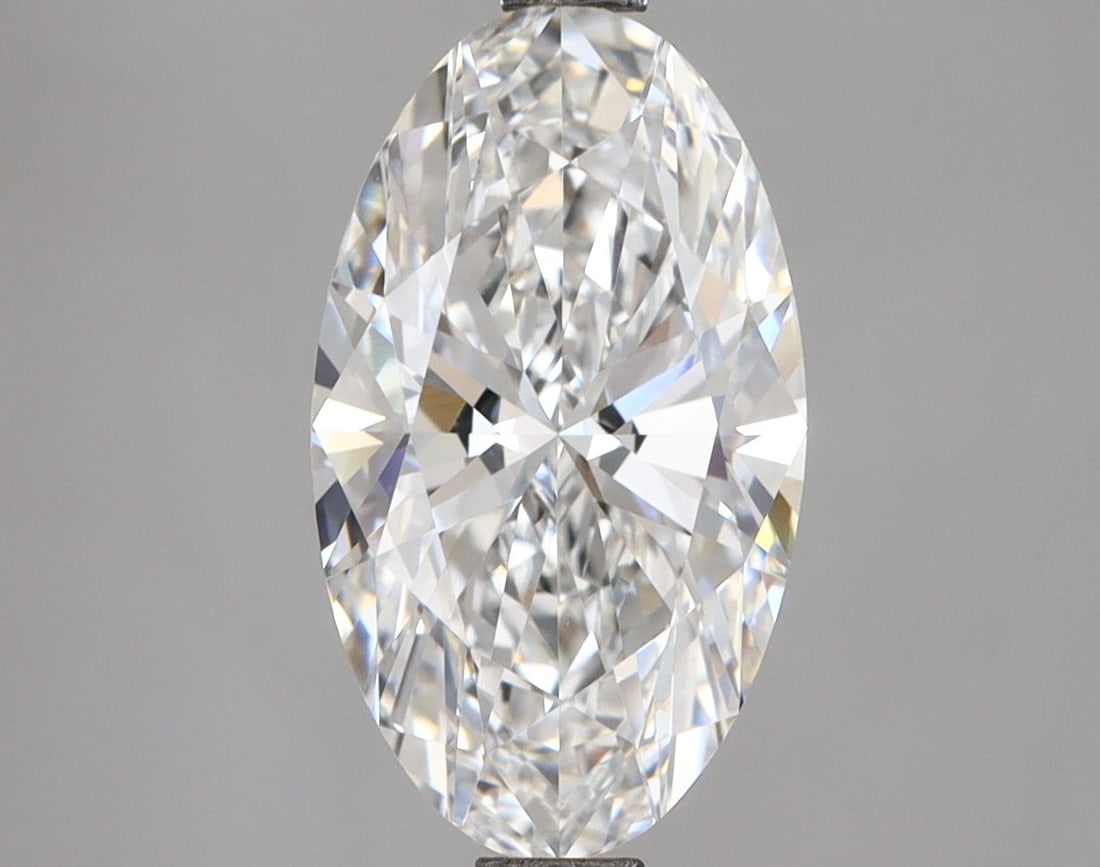 Loose Diamond - OVAL 2.95ct E VVS2: Loose Diamond - OVAL 2.95ct E VVS2 Source: This is a real non-mined Diamond that has been grown in a lab Shape: OVAL Carats: 2.95 Color: E Clarity: VVS2 Certification: IGI Video: