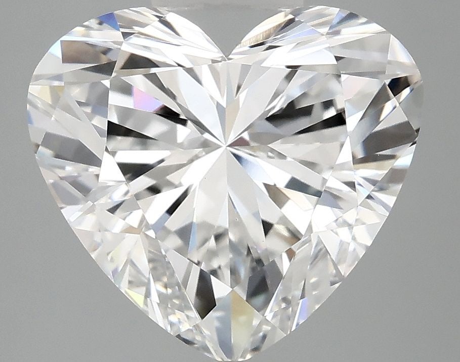 Loose Diamond - HEART 4.81ct E VVS2: Loose Diamond - HEART 4.81ct E VVS2 Source: This is a real non-mined Diamond that has been grown in a lab Shape: HEART Carats: 4.81 Color: E Clarity: VVS2 Certification: IGI Video: