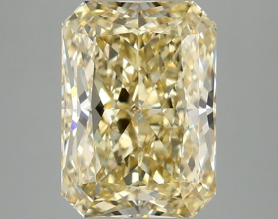 Loose Diamond - RADIANT 3.97ct Fancy Intense Yellow VS1: Loose Diamond - RADIANT 3.97ct Fancy Intense Yellow VS1 Source: This is a real non-mined Diamond that has been grown in a lab Shape: RADIANT Carats: 3.97 Color: Fancy Intense Yellow Certification: IGI
