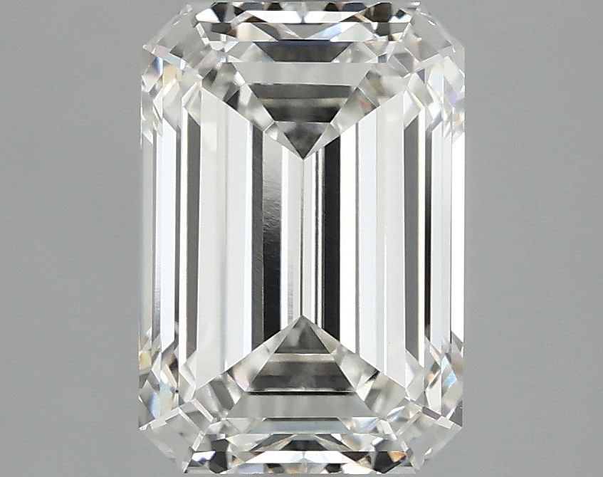Loose Diamond - EMERALD 3.09ct H VVS2: Loose Diamond - EMERALD 3.09ct H VVS2 Source: This is a real non-mined Diamond that has been grown in a lab Shape: EMERALD Carats: 3.09 Color: H Clarity: VVS2 Certification: IGI Video:
