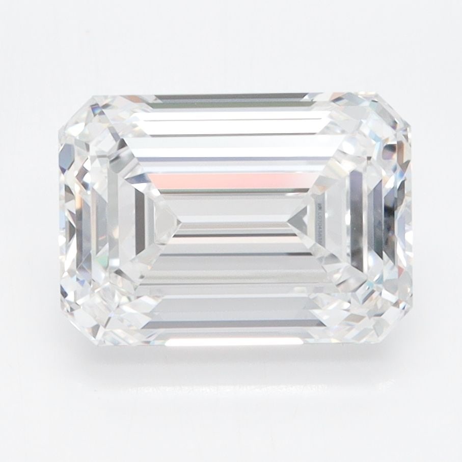 Loose Diamond - EMERALD 3.05ct D IF: Loose Diamond - EMERALD 3.05ct D IF Source: This is a real non-mined Diamond that has been grown in a lab Shape: EMERALD Carats: 3.05 Color: D Clarity: IF Certification: IGI Video: