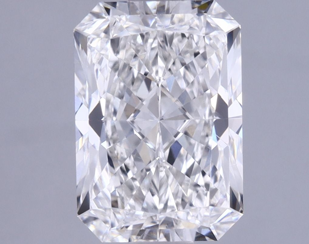 Loose Diamond - RADIANT 1.47ct F VS2: Loose Diamond - RADIANT 1.47ct F VS2 Source: This is a real non-mined Diamond that has been grown in a lab Shape: RADIANT Carats: 1.47 Color: F Clarity: VS2 Certification: IGI Video: Video Link The