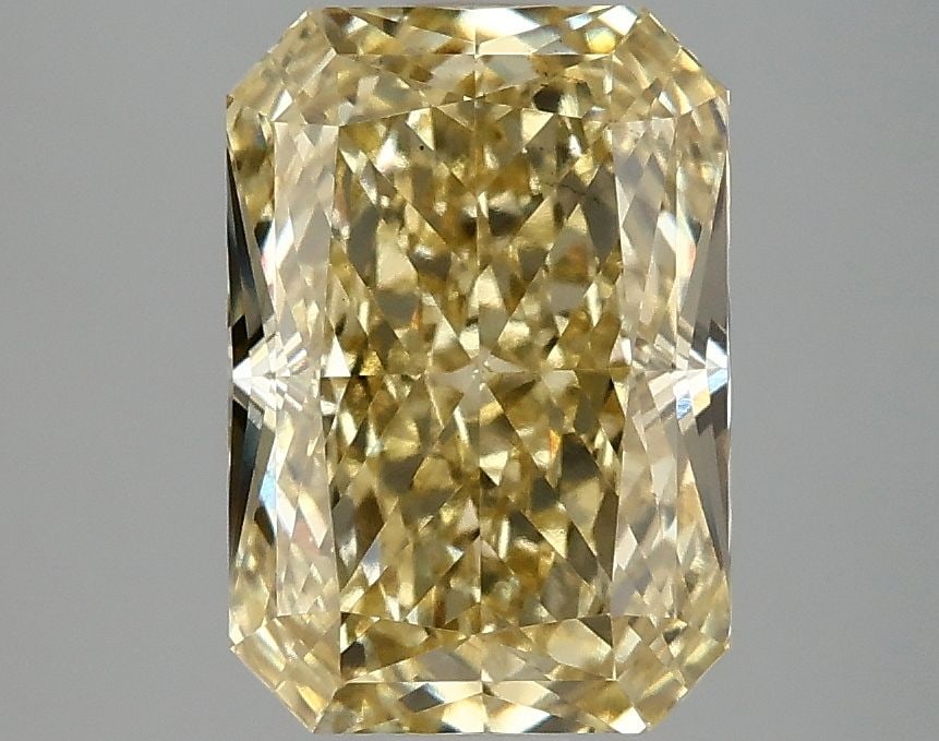 Loose Diamond - RADIANT 3.1ct Fancy Intense Yellow VS2: Loose Diamond - RADIANT 3.1ct Fancy Intense Yellow VS2 Source: This is a real non-mined Diamond that has been grown in a lab Shape: RADIANT Carats: 3.1 Color: Fancy Intense Yellow Certification: IGI V