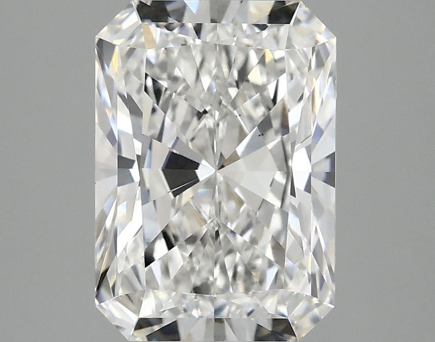 Loose Diamond - RADIANT 2.99ct E VS1: Loose Diamond - RADIANT 2.99ct E VS1 Source: This is a real non-mined Diamond that has been grown in a lab Shape: RADIANT Carats: 2.99 Color: E Clarity: VS1 Certification: IGI Video: Video Link The