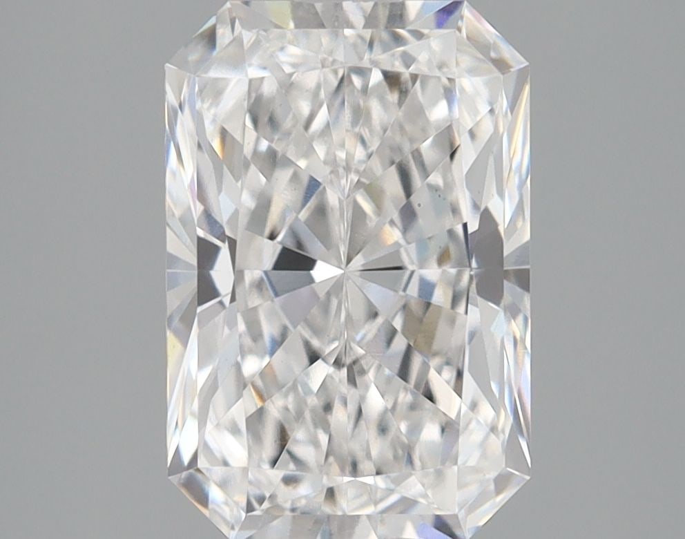 Loose Diamond - RADIANT 1.74ct D VS1: Loose Diamond - RADIANT 1.74ct D VS1 Source: This is a real non-mined Diamond that has been grown in a lab Shape: RADIANT Carats: 1.74 Color: D Clarity: VS1 Certification: IGI Video: