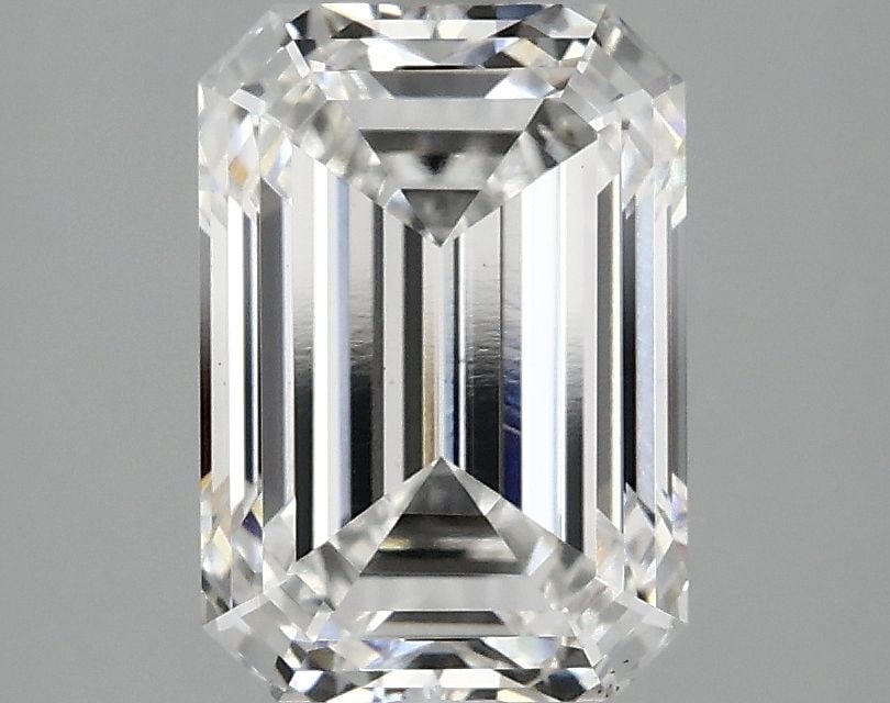 Loose Diamond - EMERALD 2.54ct D VS1: Loose Diamond - EMERALD 2.54ct D VS1 Source: This is a real non-mined Diamond that has been grown in a lab Shape: EMERALD Carats: 2.54 Color: D Clarity: VS1 Certification: IGI Video: