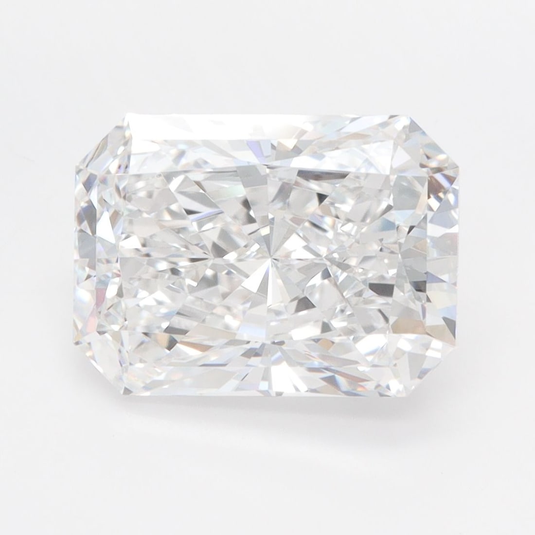 Loose Diamond - RADIANT 4.08ct D VVS1: Loose Diamond - RADIANT 4.08ct D VVS1 Source: This is a real non-mined Diamond that has been grown in a lab Shape: RADIANT Carats: 4.08 Color: D Clarity: VVS1 Certification: IGI Video: