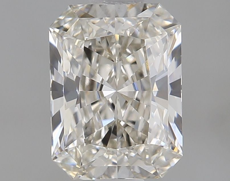 Loose Diamond - RADIANT 0.94ct H VVS2: Loose Diamond - RADIANT 0.94ct H VVS2 Source: This is a real non-mined Diamond that has been grown in a lab Shape: RADIANT Carats: 0.94 Color: H Clarity: VVS2 Certification: IGI Video: