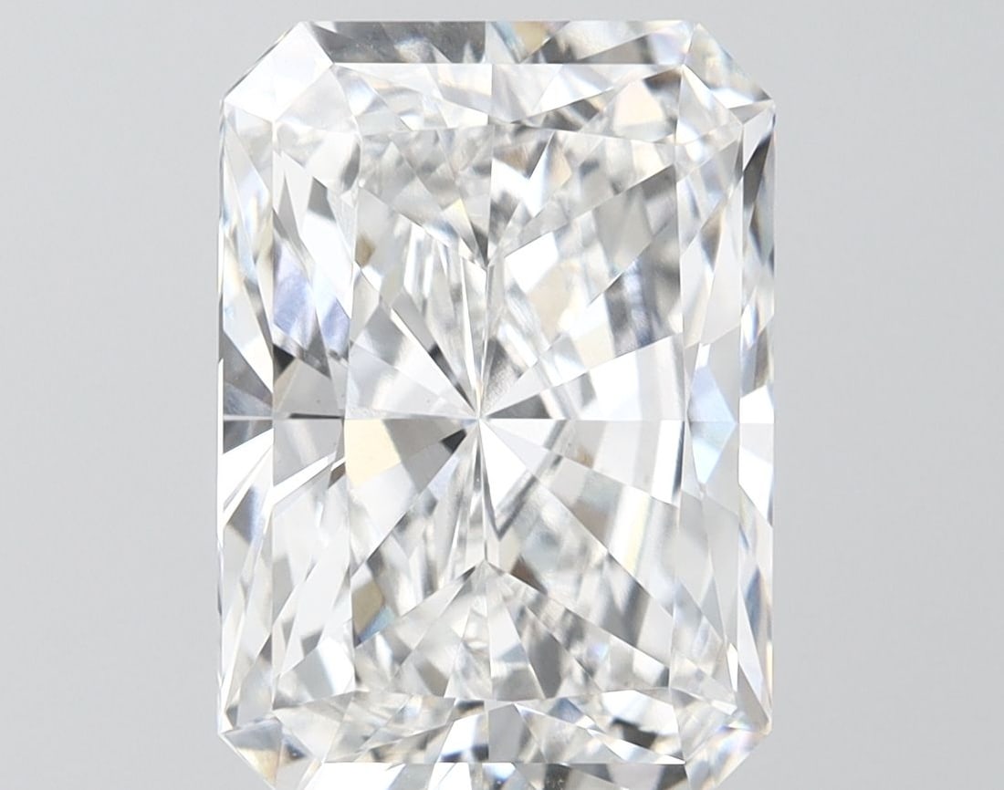 Loose Diamond - RADIANT 6.02ct E VS1: Loose Diamond - RADIANT 6.02ct E VS1 Source: This is a real non-mined Diamond that has been grown in a lab Shape: RADIANT Carats: 6.02 Color: E Clarity: VS1 Certification: IGI Video: