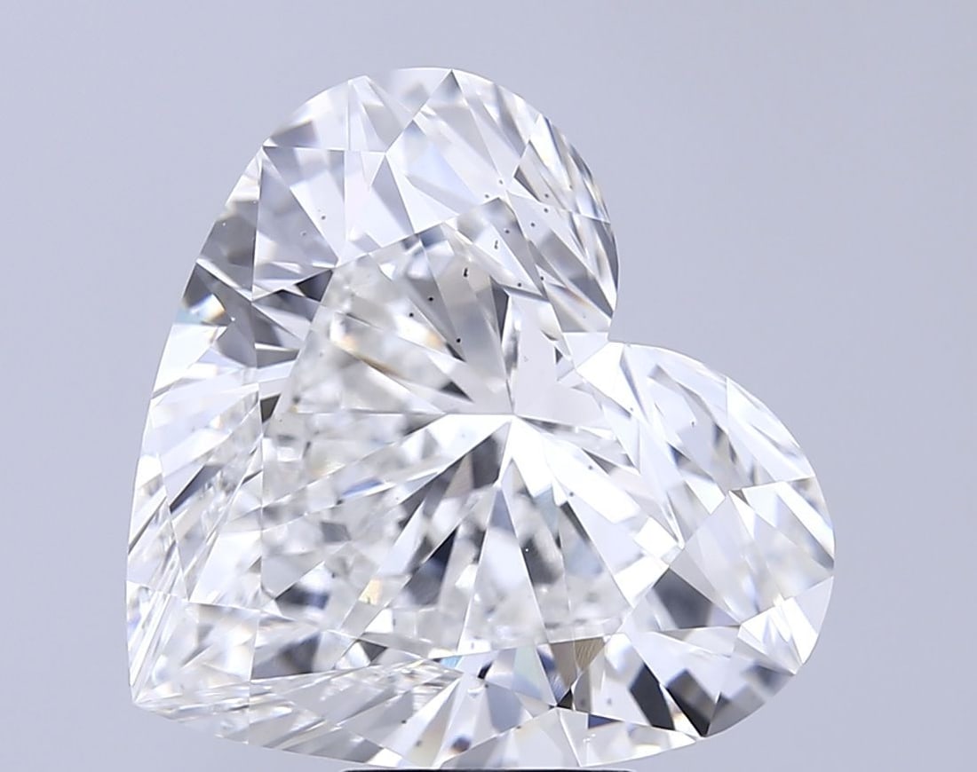 Loose Diamond - HEART 10.07ct F VS2: Loose Diamond - HEART 10.07ct F VS2 Source: This is a real non-mined Diamond that has been grown in a lab Shape: HEART Carats: 10.07 Color: F Clarity: VS2 Certification: IGI Video: