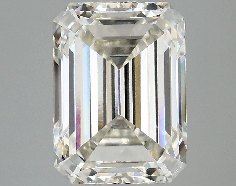 Loose Diamond - EMERALD 4.02ct H VVS2: Loose Diamond - EMERALD 4.02ct H VVS2 Source: This is a real non-mined Diamond that has been grown in a lab Shape: EMERALD Carats: 4.02 Color: H Clarity: VVS2 Certification: IGI Video: