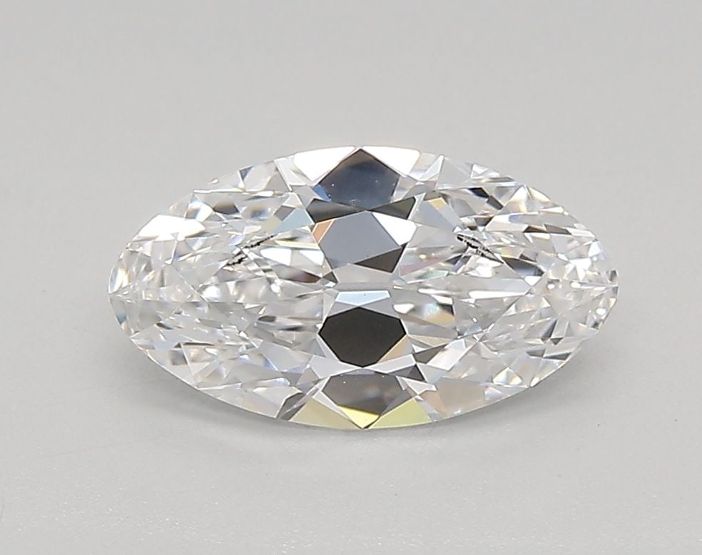 Loose Diamond - OVAL 0.95ct D VVS2: Loose Diamond - OVAL 0.95ct D VVS2 Source: This is a real non-mined Diamond that has been grown in a lab Shape: OVAL Carats: 0.95 Color: D Clarity: VVS2 Certification: IGI Video: Video Link The