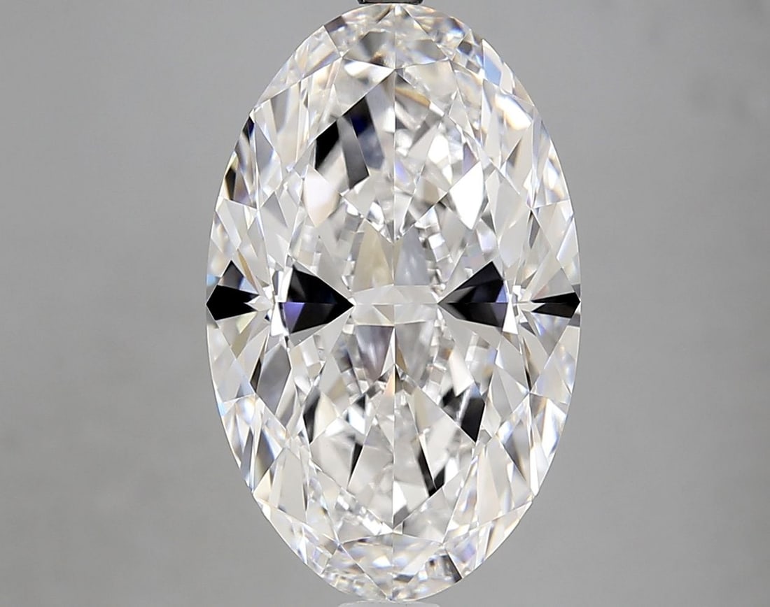 Loose Diamond - OVAL 7.03ct D VVS2: Loose Diamond - OVAL 7.03ct D VVS2 Source: This is a real non-mined Diamond that has been grown in a lab Shape: OVAL Carats: 7.03 Color: D Clarity: VVS2 Certification: IGI The Diamond Depot Guarantee: