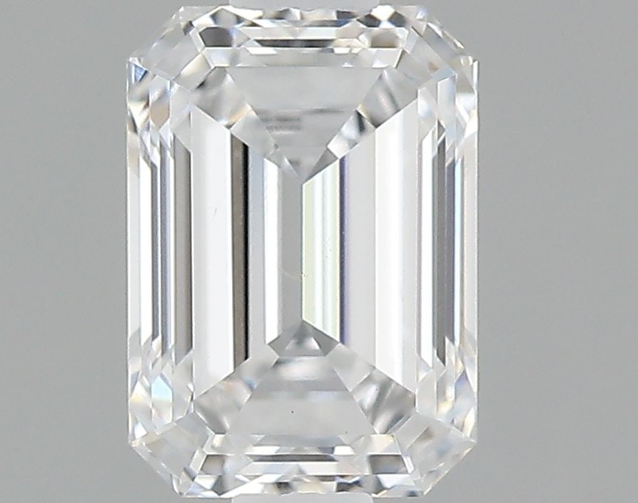 Loose Diamond - EMERALD 0.92ct D VVS2: Loose Diamond - EMERALD 0.92ct D VVS2 Source: This is a real non-mined Diamond that has been grown in a lab Shape: EMERALD Carats: 0.92 Color: D Clarity: VVS2 Certification: IGI Video: