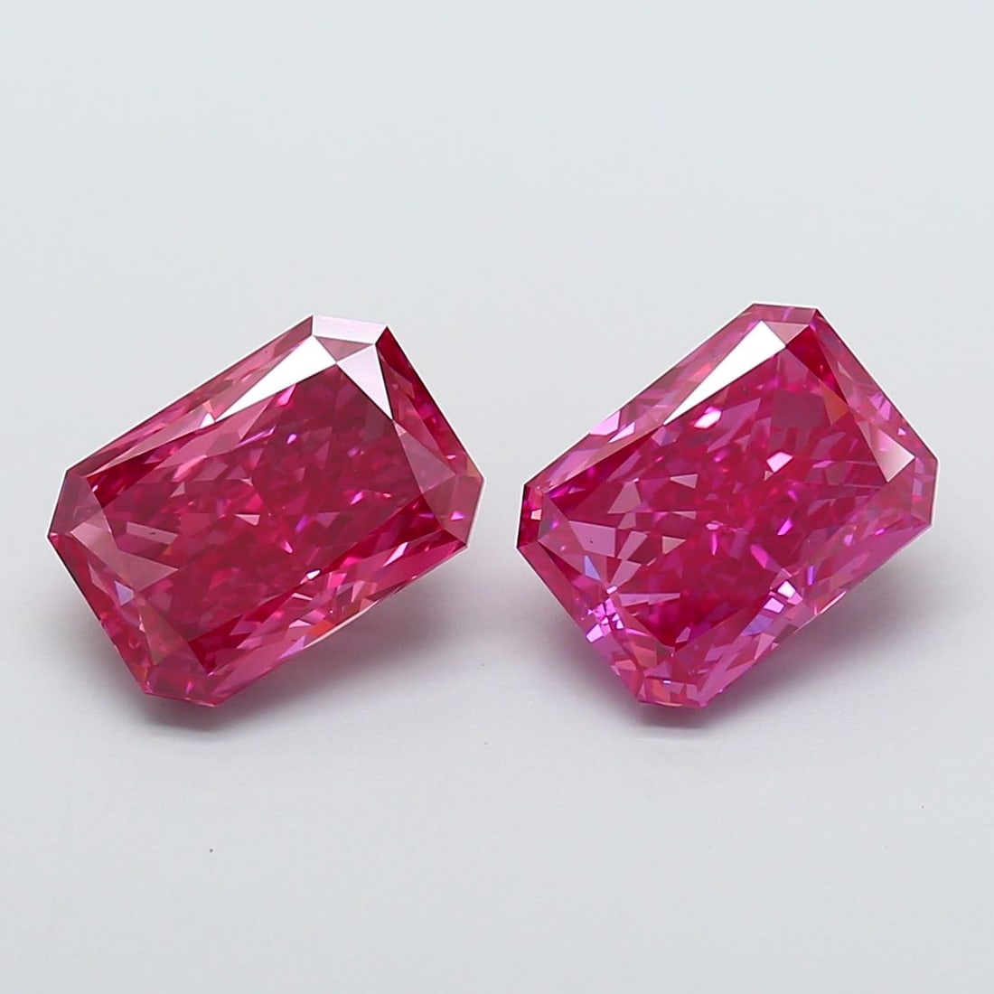 Loose Diamond - RADIANT 4.0ct Fancy Vivid Pink VS2 (1 of 1)