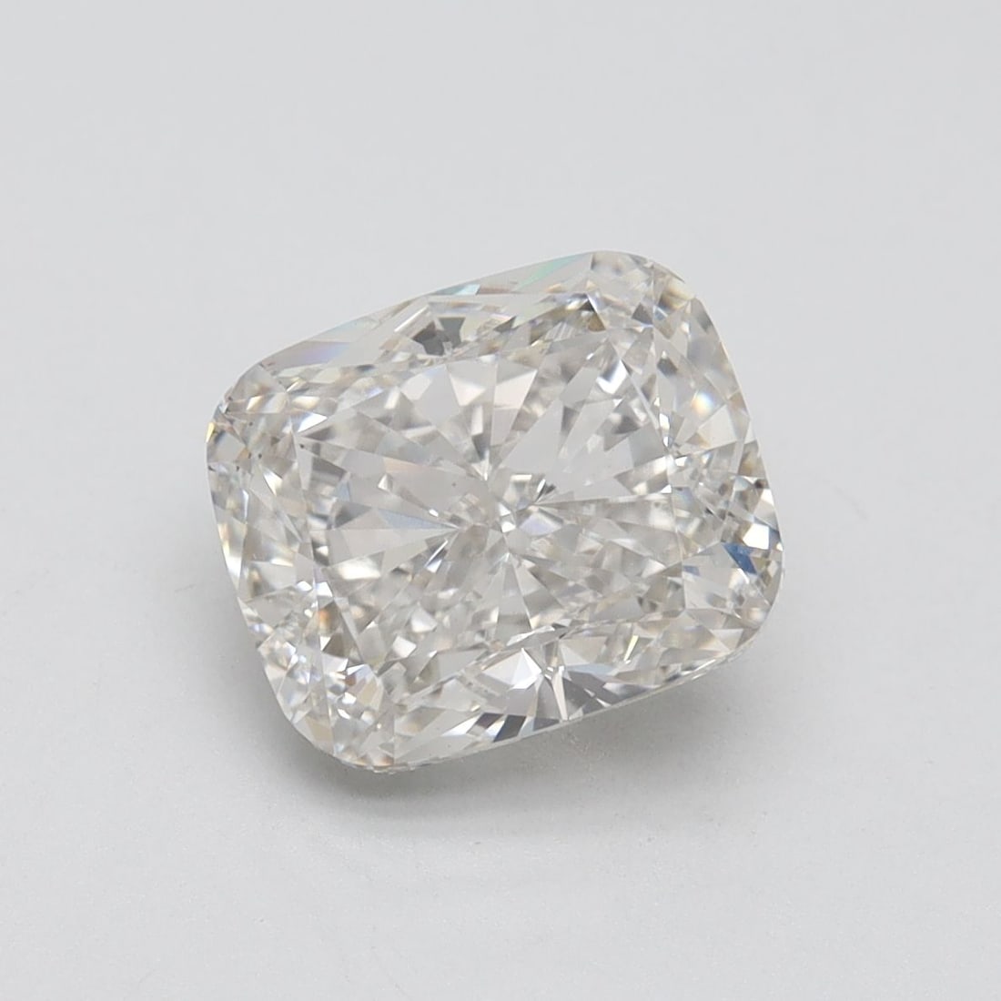 Loose Diamond - CUSHION BRILLIANT 3.0ct I VS1: Loose Diamond - CUSHION BRILLIANT 3.0ct I VS1 Source: This is a real non-mined Diamond that has been grown in a lab Shape: CUSHION BRILLIANT Carats: 3.0 Color: I Clarity: VS1 Certification: IGI Video: