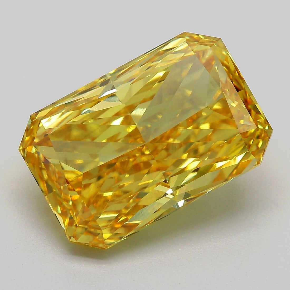 Loose Diamond - RADIANT 11.09ct Fancy Vivid Yellow VS1: Loose Diamond - RADIANT 11.09ct Fancy Vivid Yellow VS1 Source: This is a real non-mined Diamond that has been grown in a lab Shape: RADIANT Carats: 11.09 Color: Fancy Vivid Yellow Certification: IGI V