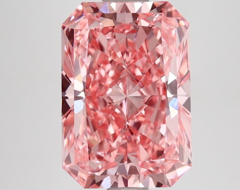Loose Diamond - RADIANT 3.08ct Fancy Vivid Pink VS1: Loose Diamond - RADIANT 3.08ct Fancy Vivid Pink VS1 Source: This is a real non-mined Diamond that has been grown in a lab Shape: RADIANT Carats: 3.08 Color: Fancy Vivid Pink Certification: IGI Video: