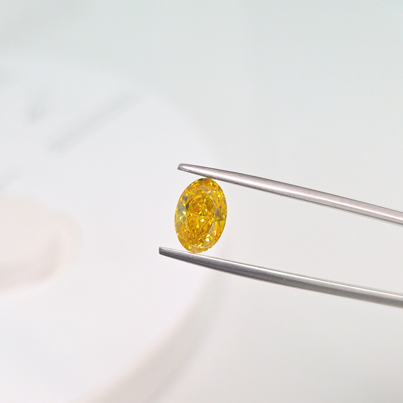 Loose Diamond - OVAL 1.5ct Fancy Vivid Yellow VVS2: Loose Diamond - OVAL 1.5ct Fancy Vivid Yellow VVS2 Source: This is a real non-mined Diamond that has been grown in a lab Shape: OVAL Carats: 1.5 Color: Fancy Vivid Yellow Certification: IGI Video: