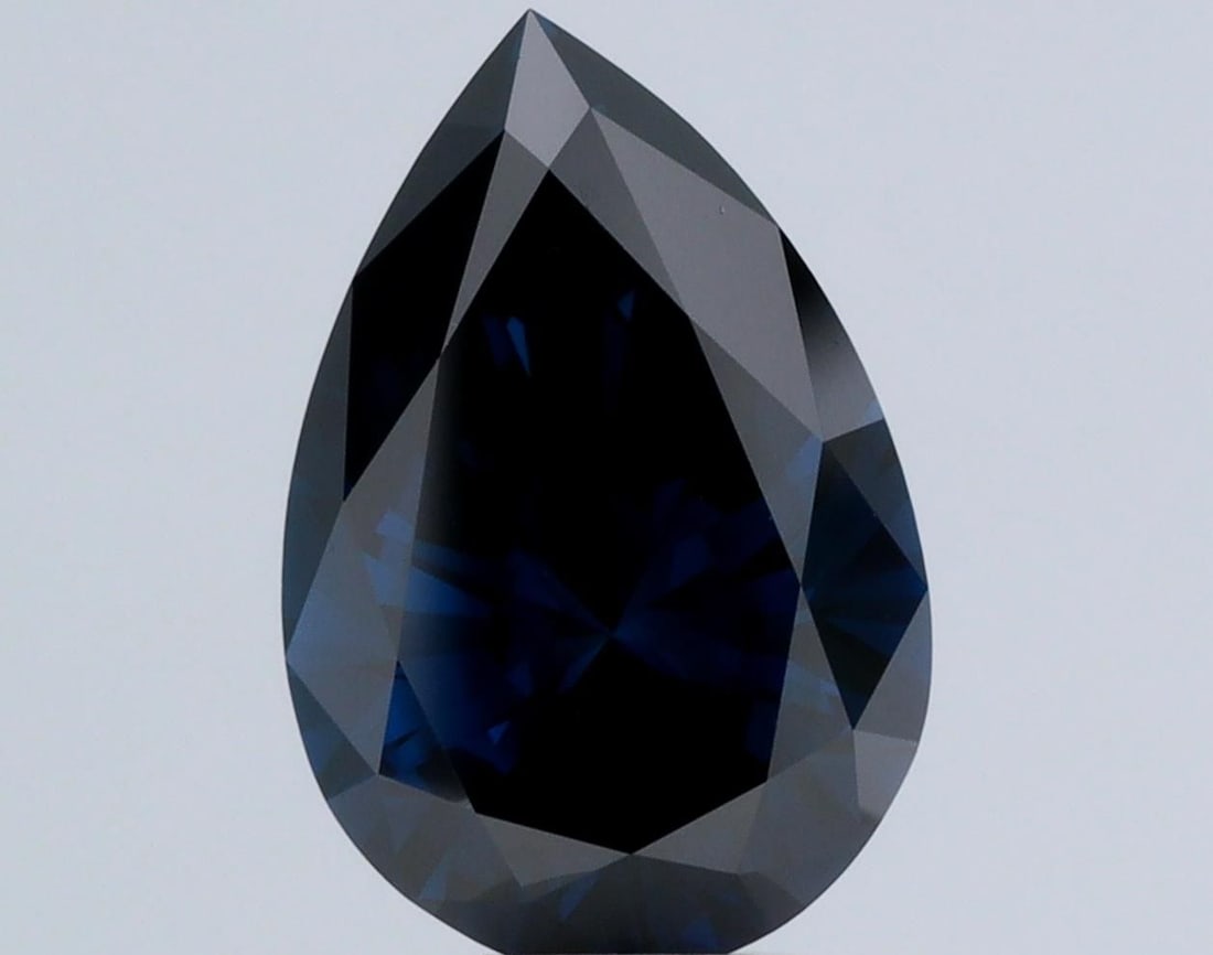 Loose Diamond - PEAR 3.1ct Black VS1: Loose Diamond - PEAR 3.1ct Black VS1 Source: This is a real non-mined Diamond that has been grown in a lab Shape: PEAR Carats: 3.1 Color: Black Certification: NONE Video: