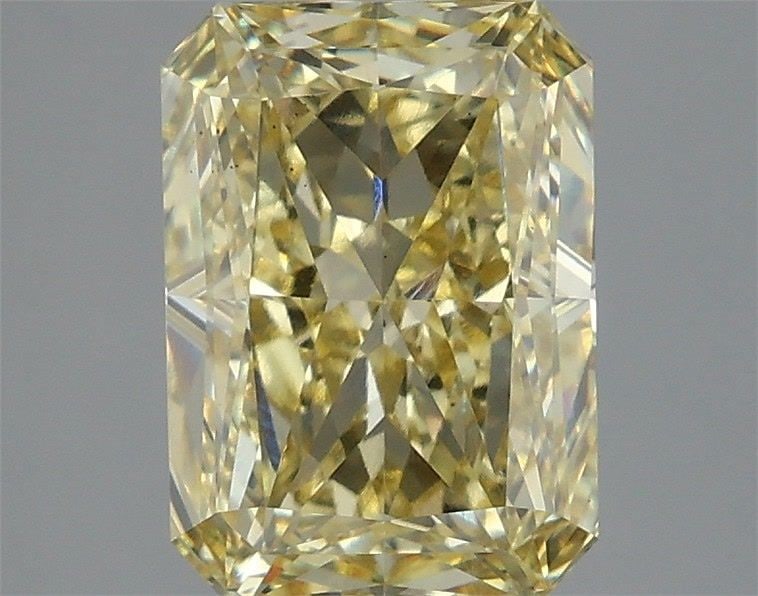 Loose Diamond - RADIANT 3.08ct Fancy Yellow VS2: Loose Diamond - RADIANT 3.08ct Fancy Yellow VS2 Source: This is a real non-mined Diamond that has been grown in a lab Shape: RADIANT Carats: 3.08 Color: Fancy Yellow Certification: IGI Video: