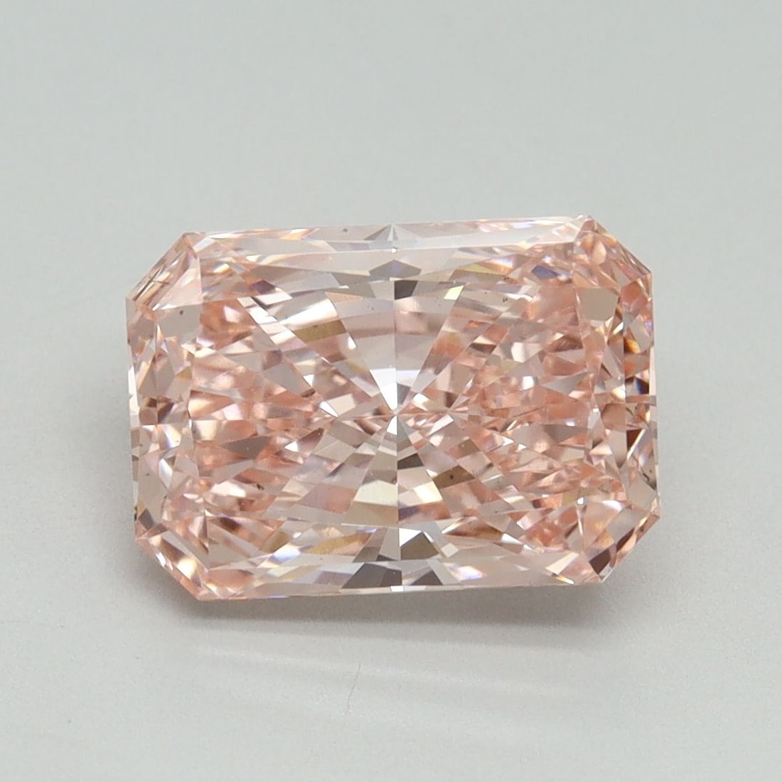 Loose Diamond - RADIANT 3.01ct Fancy Vivid Pink VS1: Loose Diamond - RADIANT 3.01ct Fancy Vivid Pink VS1 Source: This is a real non-mined Diamond that has been grown in a lab Shape: RADIANT Carats: 3.01 Color: Fancy Vivid Pink Certification: IGI Video: