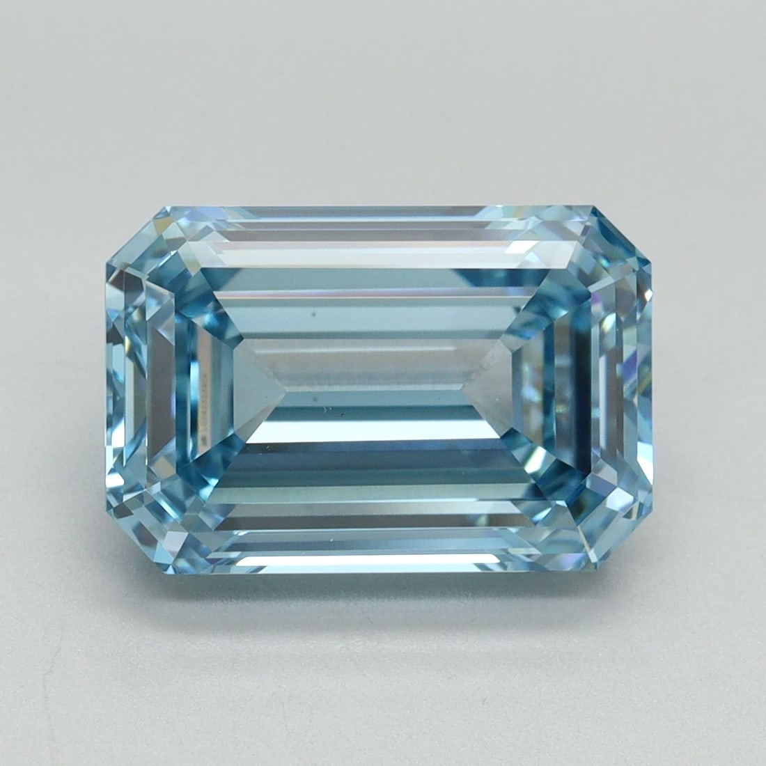 Loose Diamond - EMERALD 5.12ct Fancy Intense Blue VS1: Loose Diamond - EMERALD 5.12ct Fancy Intense Blue VS1 Source: This is a real non-mined Diamond that has been grown in a lab Shape: EMERALD Carats: 5.12 Color: Fancy Intense Blue Certification: IGI Vid