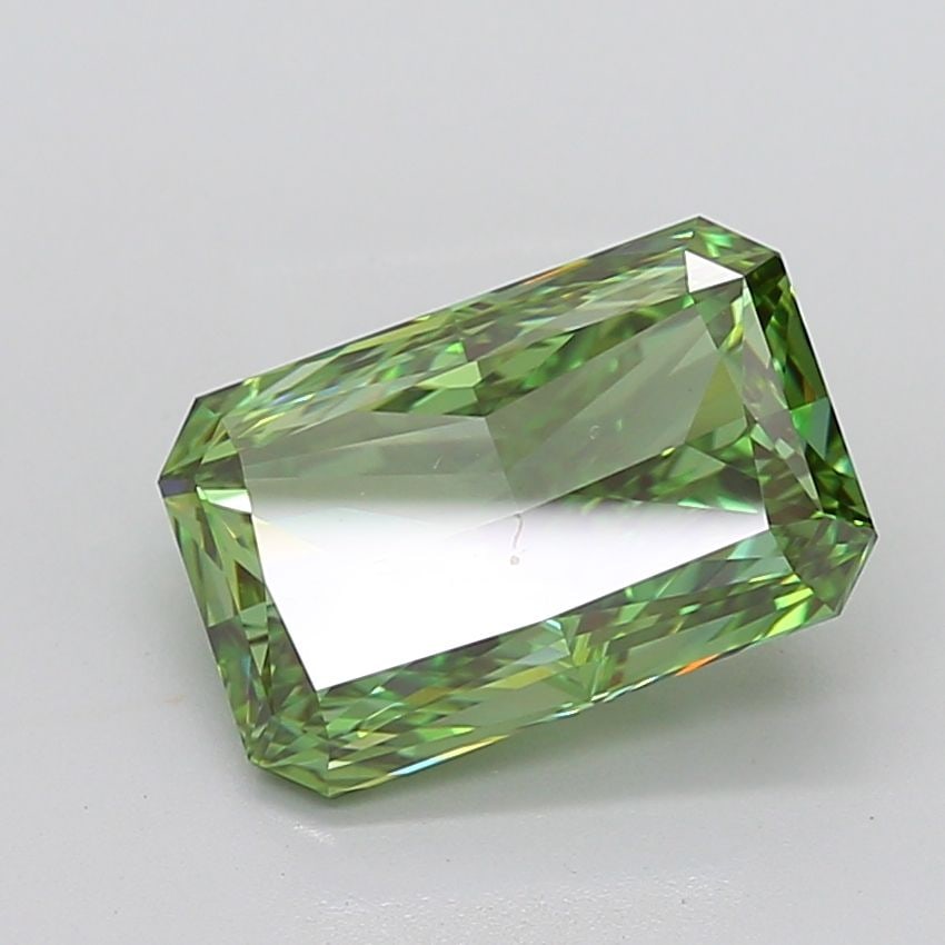 Loose Diamond - RADIANT 6.06ct Fancy Vivid Green VS2: Loose Diamond - RADIANT 6.06ct Fancy Vivid Green VS2 Source: This is a real non-mined Diamond that has been grown in a lab Shape: RADIANT Carats: 6.06 Color: Fancy Vivid Green Certification: IGI The D