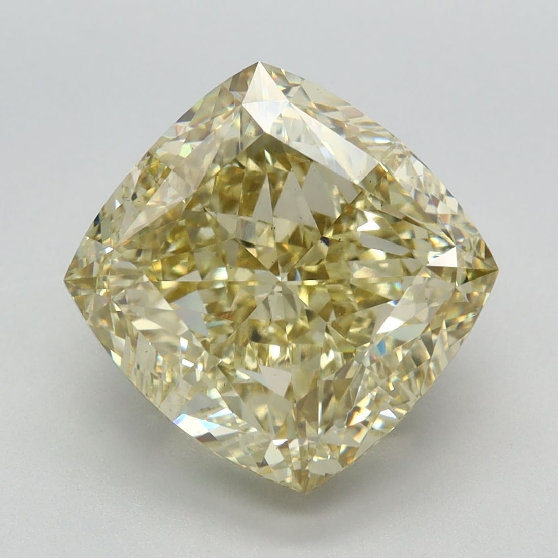 Loose Diamond - CUSHION MODIFIED 6.14ct Fancy Yellow VS2: Loose Diamond - CUSHION MODIFIED 6.14ct Fancy Yellow VS2 Source: This is a real non-mined Diamond that has been grown in a lab Shape: CUSHION MODIFIED Carats: 6.14 Color: Fancy Yellow Certification: I