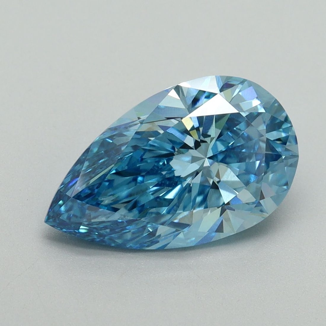 Loose Diamond - PEAR 2.67ct Fancy Vivid Blue VS1: Loose Diamond - PEAR 2.67ct Fancy Vivid Blue VS1 Source: This is a real non-mined Diamond that has been grown in a lab Shape: PEAR Carats: 2.67 Color: Fancy Vivid Blue Certification: IGI Video:
