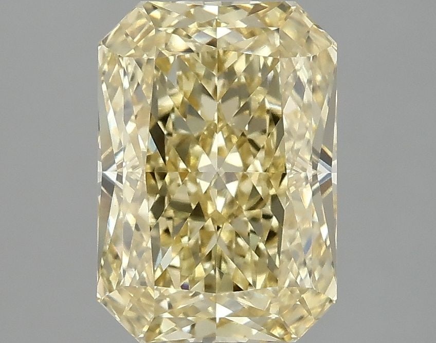 Loose Diamond - RADIANT 3.06ct Fancy Vivid Yellow VS1: Loose Diamond - RADIANT 3.06ct Fancy Vivid Yellow VS1 Source: This is a real non-mined Diamond that has been grown in a lab Shape: RADIANT Carats: 3.06 Color: Fancy Vivid Yellow Certification: IGI Vid