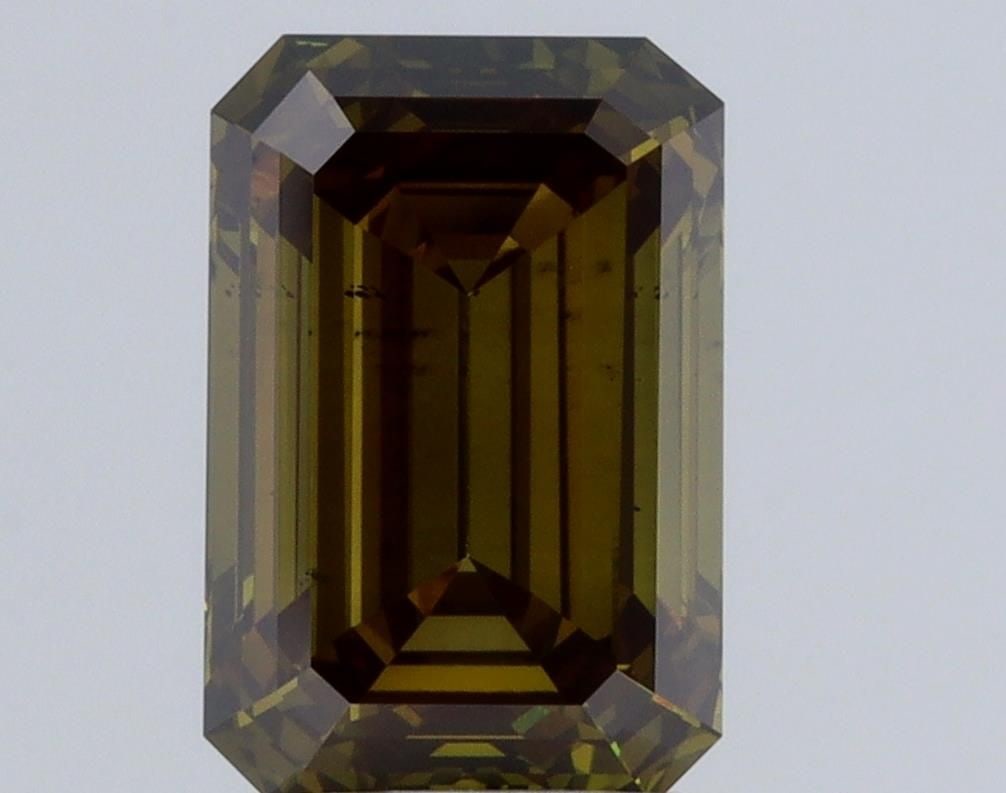 Loose Diamond - EMERALD 2.68ct Green VS2: Loose Diamond - EMERALD 2.68ct Green VS2 Source: This is a real non-mined Diamond that has been grown in a lab Shape: EMERALD Carats: 2.68 Color: Green Certification: NONE Video: