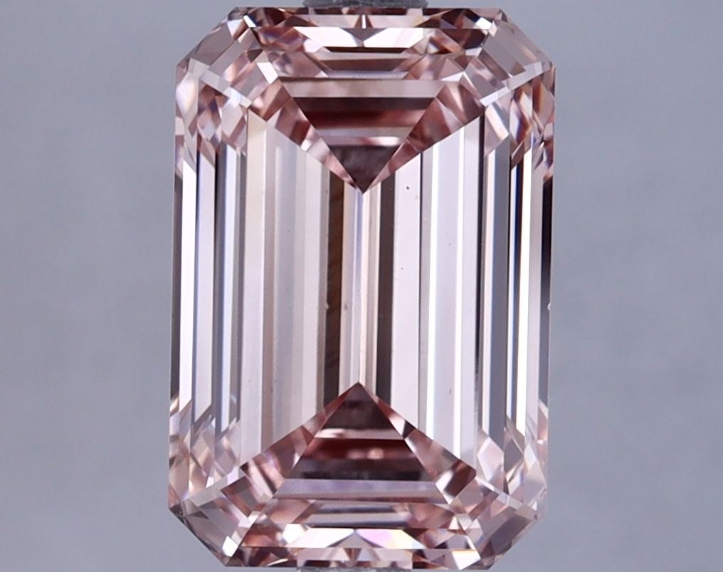 Loose Diamond - EMERALD 3.71ct Fancy Pink VS1: Loose Diamond - EMERALD 3.71ct Fancy Pink VS1 Source: This is a real non-mined Diamond that has been grown in a lab Shape: EMERALD Carats: 3.71 Color: Fancy Pink Certification: IGI Video: