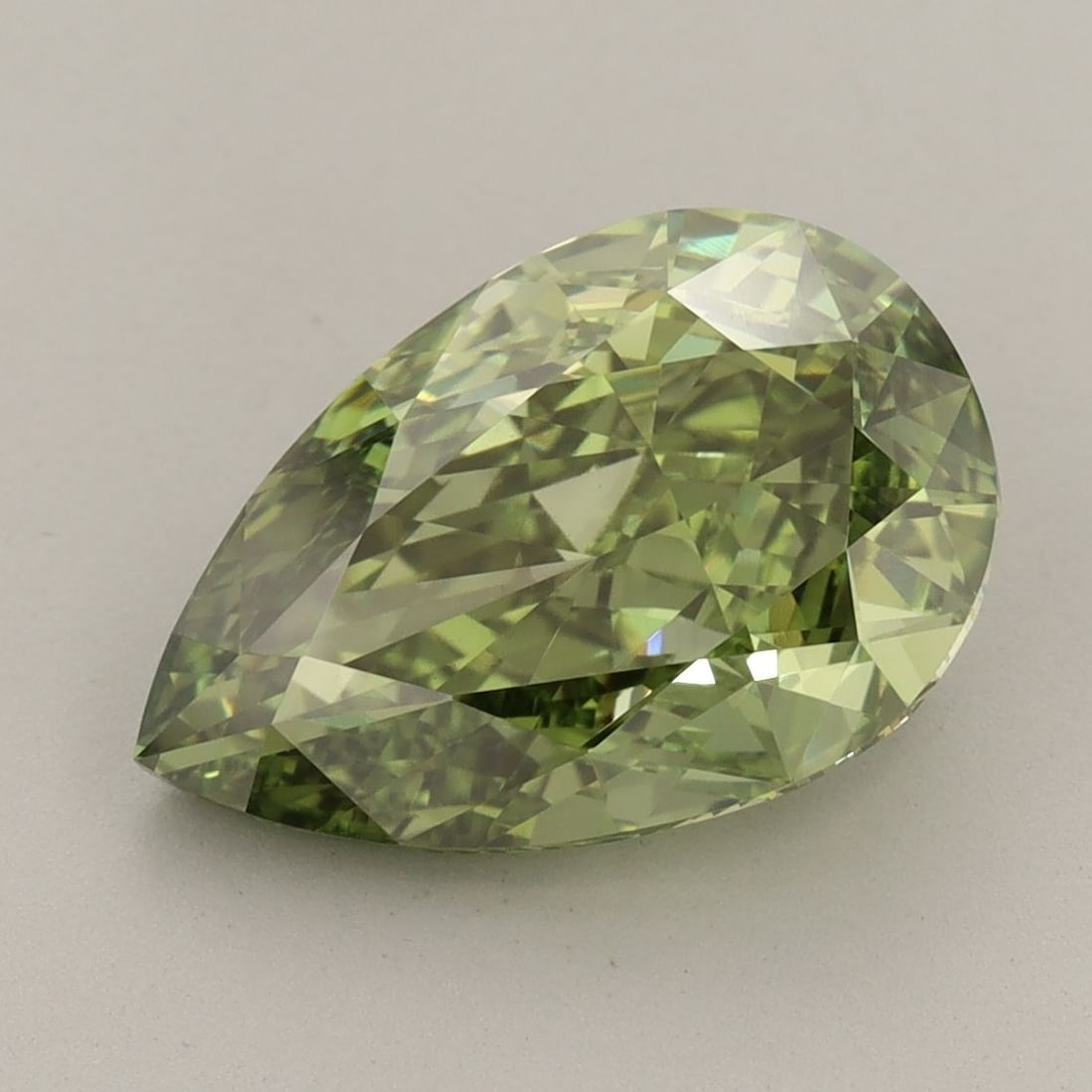 Loose Diamond - PEAR 4.26ct Fancy Vivid Green VS1: Loose Diamond - PEAR 4.26ct Fancy Vivid Green VS1 Source: This is a real non-mined Diamond that has been grown in a lab Shape: PEAR Carats: 4.26 Color: Fancy Vivid Green Certification: IGI Video: