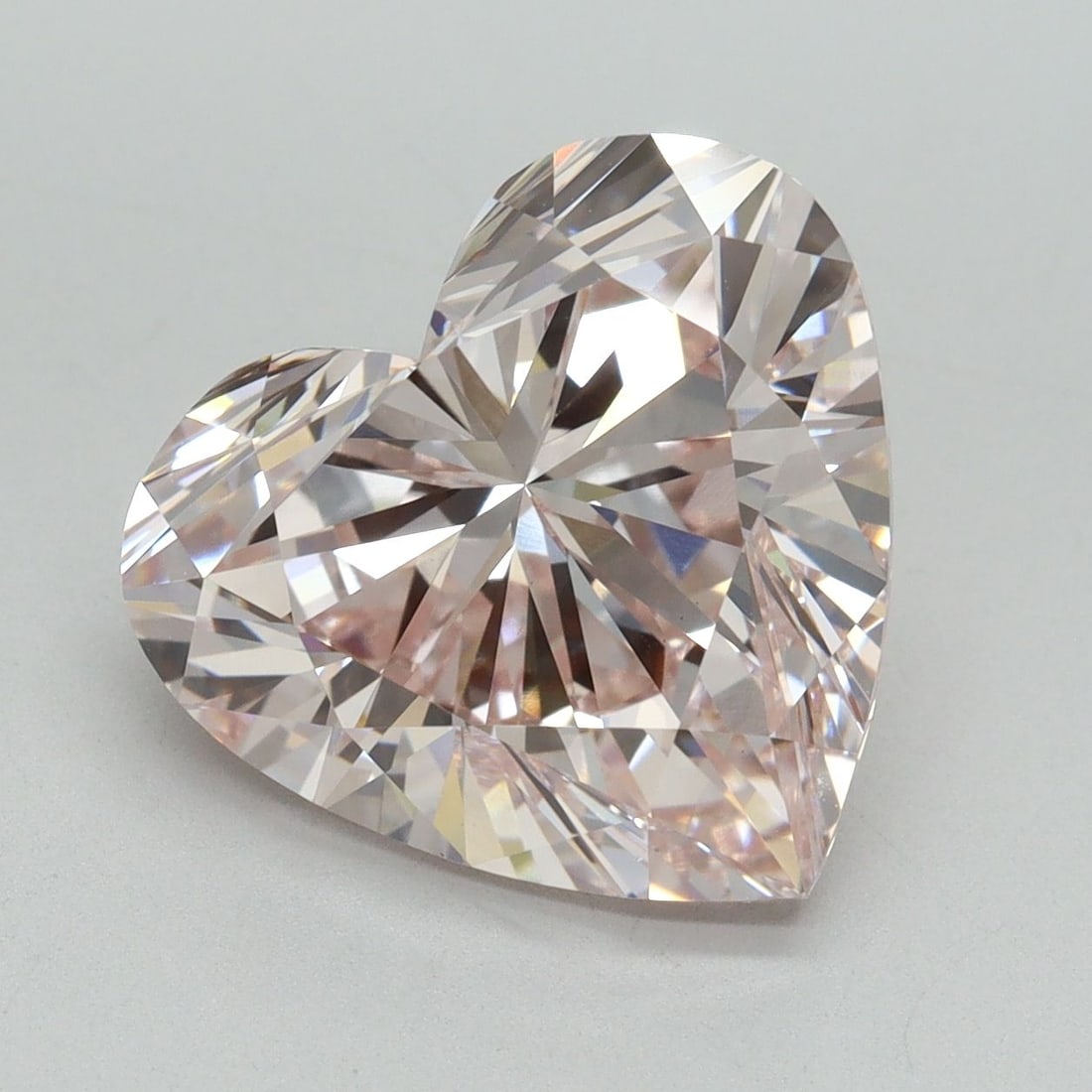 Loose Diamond - HEART 6.23ct Fancy Light Pink VS1: Loose Diamond - HEART 6.23ct Fancy Light Pink VS1 Source: This is a real non-mined Diamond that has been grown in a lab Shape: HEART Carats: 6.23 Color: Fancy Light Pink Certification: IGI Video: