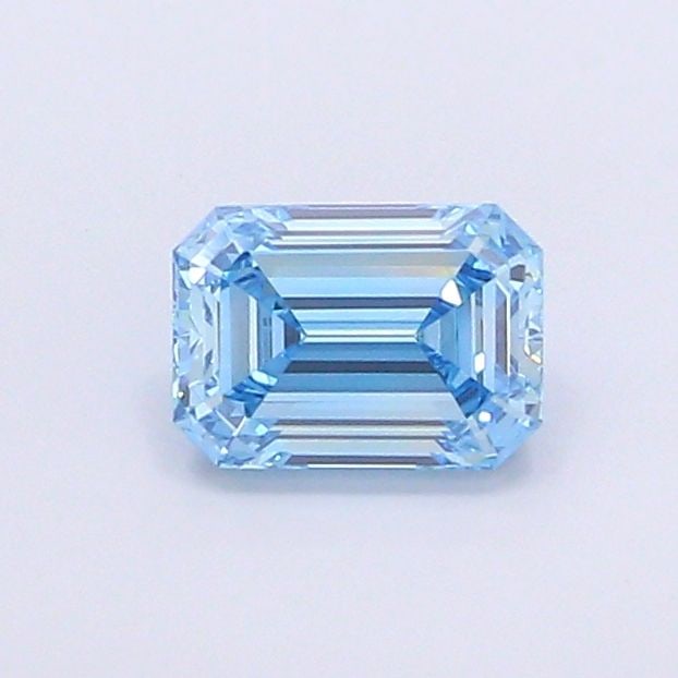 Loose Diamond - EMERALD 1.12ct Fancy Vivid Blue VS2: Loose Diamond - EMERALD 1.12ct Fancy Vivid Blue VS2 Source: This is a real non-mined Diamond that has been grown in a lab Shape: EMERALD Carats: 1.12 Color: Fancy Vivid Blue Certification: IGI Video: