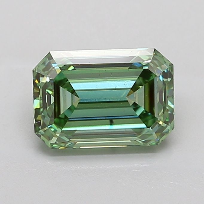 Loose Diamond - EMERALD 3.04ct Fancy Vivid Green VS2: Loose Diamond - EMERALD 3.04ct Fancy Vivid Green VS2 Source: This is a real non-mined Diamond that has been grown in a lab Shape: EMERALD Carats: 3.04 Color: Fancy Vivid Green Certification: IGI Video