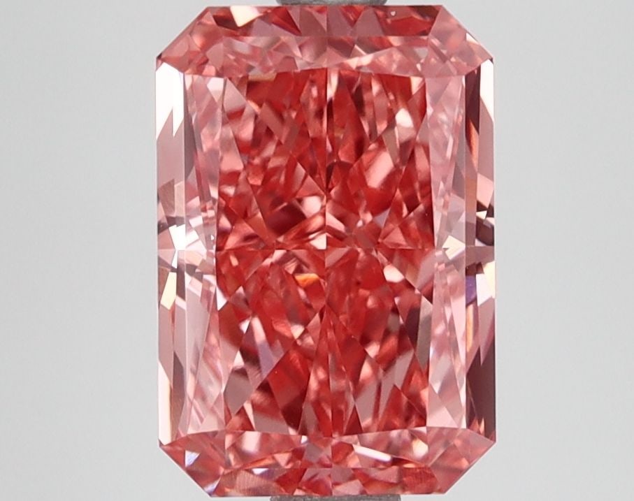 Loose Diamond - RADIANT 2.68ct Fancy Vivid Pink VVS2: Loose Diamond - RADIANT 2.68ct Fancy Vivid Pink VVS2 Source: This is a real non-mined Diamond that has been grown in a lab Shape: RADIANT Carats: 2.68 Color: Fancy Vivid Pink Certification: IGI Video: