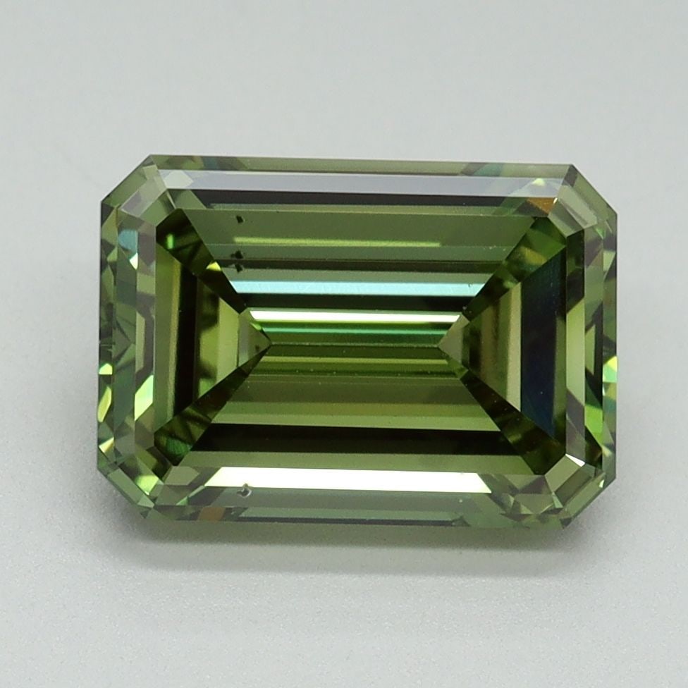 Loose Diamond - EMERALD 3.0ct Fancy Vivid Green VS2: Loose Diamond - EMERALD 3.0ct Fancy Vivid Green VS2 Source: This is a real non-mined Diamond that has been grown in a lab Shape: EMERALD Carats: 3.0 Color: Fancy Vivid Green Certification: IGI Video: