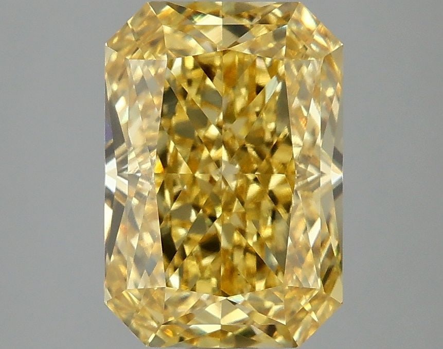 Loose Diamond - RADIANT 3.08ct Fancy Vivid Yellow VS1: Loose Diamond - RADIANT 3.08ct Fancy Vivid Yellow VS1 Source: This is a real non-mined Diamond that has been grown in a lab Shape: RADIANT Carats: 3.08 Color: Fancy Vivid Yellow Certification: IGI Vid