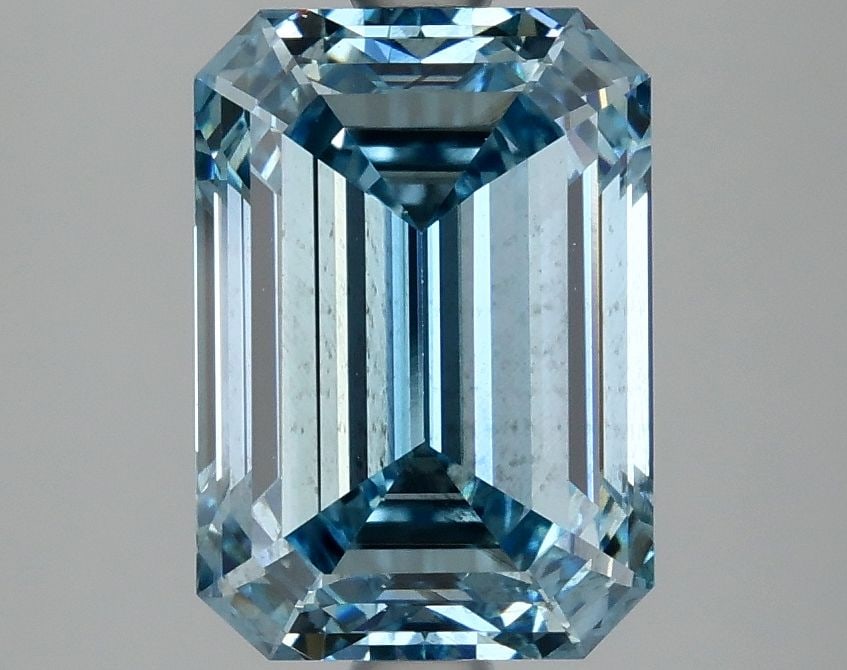 Loose Diamond - EMERALD 3.09ct Fancy Vivid Blue VS2: Loose Diamond - EMERALD 3.09ct Fancy Vivid Blue VS2 Source: This is a real non-mined Diamond that has been grown in a lab Shape: EMERALD Carats: 3.09 Color: Fancy Vivid Blue Certification: IGI Video: