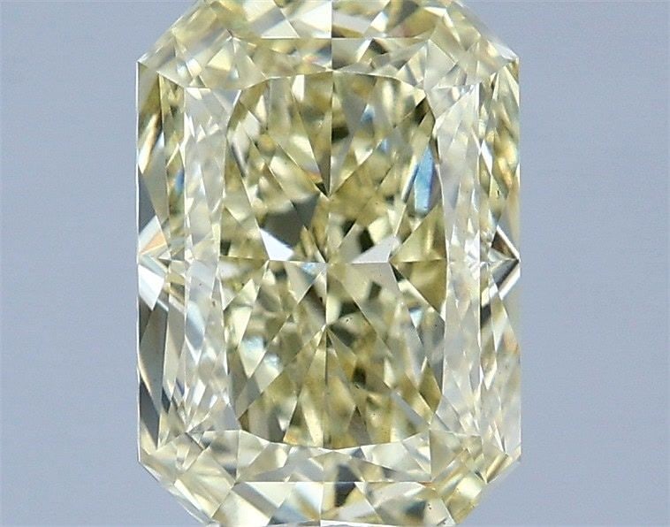 Loose Diamond - RADIANT 2.06ct Fancy Yellow VS1: Loose Diamond - RADIANT 2.06ct Fancy Yellow VS1 Source: This is a real non-mined Diamond that has been grown in a lab Shape: RADIANT Carats: 2.06 Color: Fancy Yellow Certification: IGI Video: