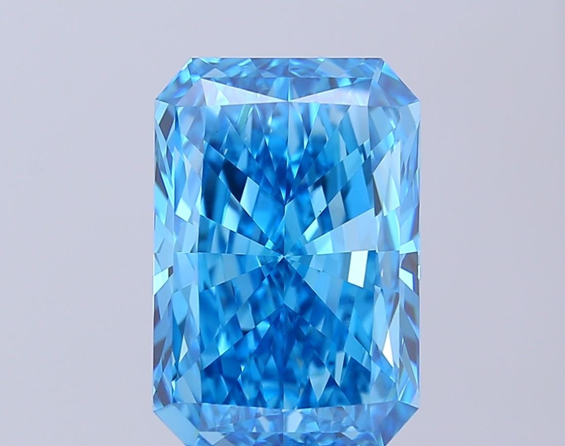 Loose Diamond - RADIANT 7.03ct Fancy Vivid Blue VS1: Loose Diamond - RADIANT 7.03ct Fancy Vivid Blue VS1 Source: This is a real non-mined Diamond that has been grown in a lab Shape: RADIANT Carats: 7.03 Color: Fancy Vivid Blue Certification: IGI Video: