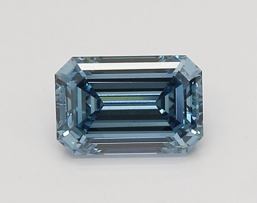 Loose Diamond - EMERALD 1.4ct Fancy Vivid Blue VS2: Loose Diamond - EMERALD 1.4ct Fancy Vivid Blue VS2 Source: This is a real non-mined Diamond that has been grown in a lab Shape: EMERALD Carats: 1.4 Color: Fancy Vivid Blue Certification: IGI Video: