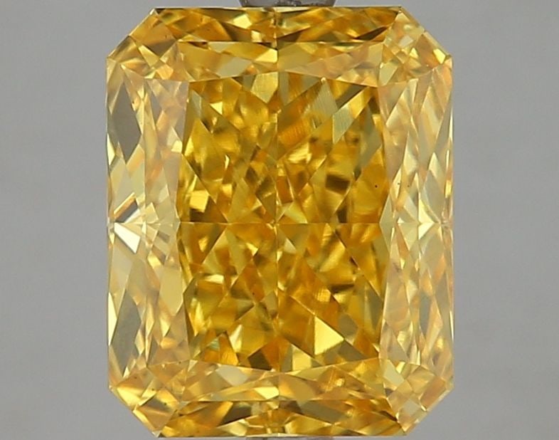 Loose Diamond - RADIANT 4.08ct Fancy Vivid Yellow VS1: Loose Diamond - RADIANT 4.08ct Fancy Vivid Yellow VS1 Source: This is a real non-mined Diamond that has been grown in a lab Shape: RADIANT Carats: 4.08 Color: Fancy Vivid Yellow Certification: IGI Vid