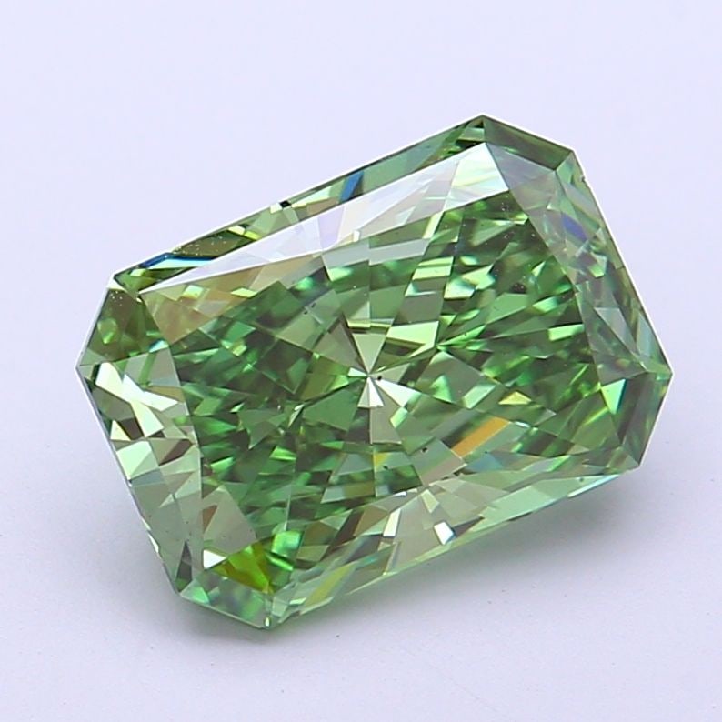 Loose Diamond - RADIANT 3.09ct Fancy Vivid Green VS2: Loose Diamond - RADIANT 3.09ct Fancy Vivid Green VS2 Source: This is a real non-mined Diamond that has been grown in a lab Shape: RADIANT Carats: 3.09 Color: Fancy Vivid Green Certification: IGI Video